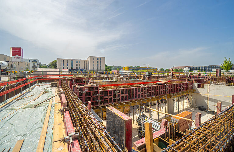 Solide Fundamentarbeiten für das beeindruckende Bauprojekt.