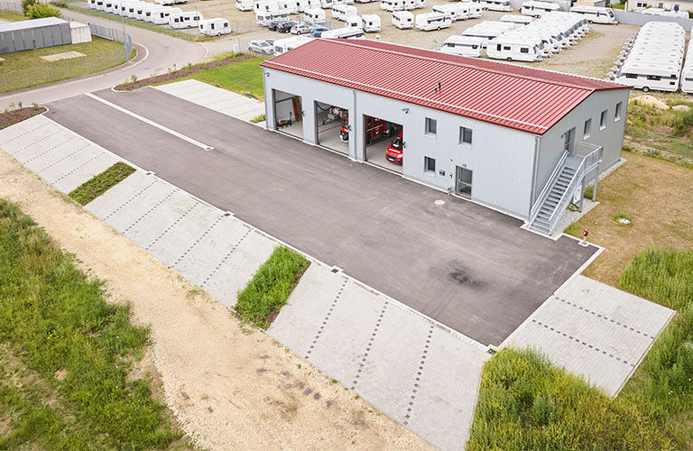 Außenanlagen für das Feuerwehrgerätehaus in Ellzee.
