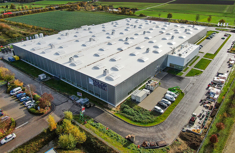 Schlüsselfertiger Neubau des Firmensitzes von 247Tailorsteel in Langenau